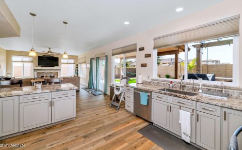 17450 45th St, Phoenix AZ 85032-1553 exterior