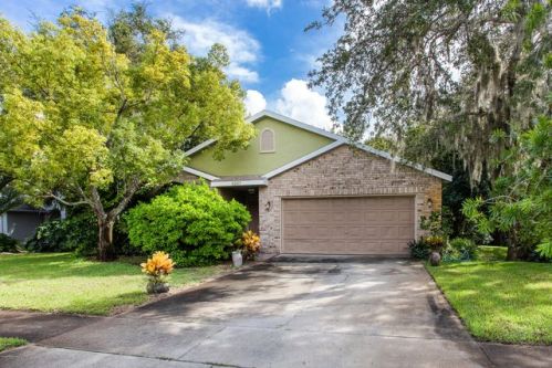 4587 Helena Dr, Titusville, FL 32780-2837