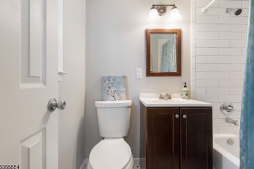 220 Martine Ave, Fanwood NJ  07023-1337 exterior