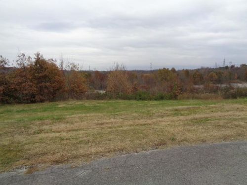 128 Highland Park, Earlington, KY 42410