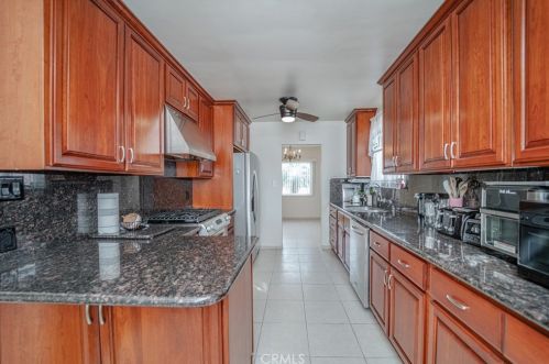 2128 Marine Ave, Gardena CA  90249-3819 exterior