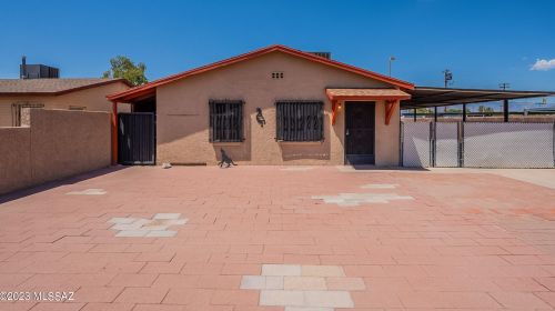 2419 23rd St, Tucson, AZ 85713-2031