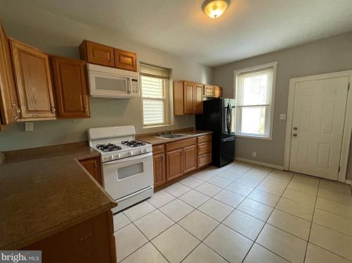 428 Hunter St, Gloucester NJ  08030-2017 exterior