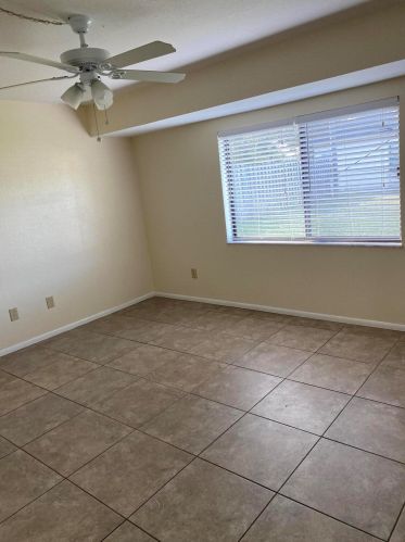 2274 Seamist St, Fort Pierce FL  34952-6874 exterior