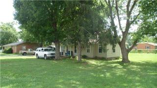 835 Mahr Ave, Lawrenceburg TN  38464-2228 exterior