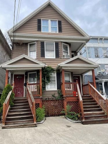 264 Lexington Ave, Bridgeport, CT 06604-3116