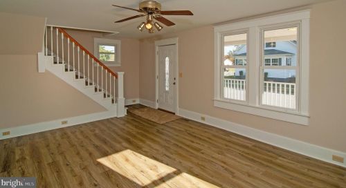 305 Harrington Ave, Harrington, DE 19952-1119