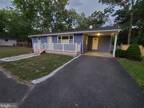 1002 Lakeshore Dr, Browns Mills, NJ 08015-1910