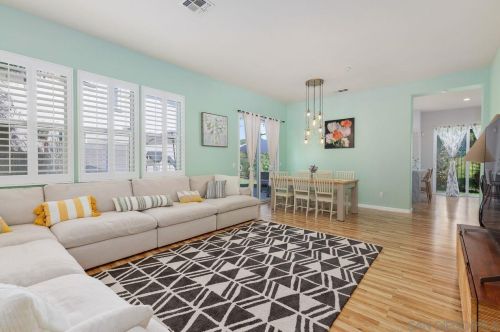 5477 Wolverine Ter, Carlsbad CA  92010-7159 exterior