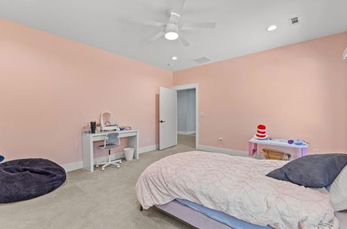 215 Diamond Pt, Fayetteville GA  30215-5149 exterior