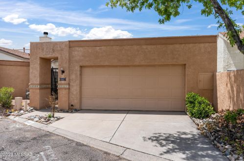 2837 Medlar Pl, Tucson, AZ 85745-1335