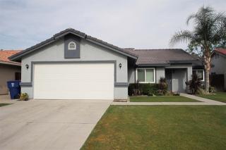 5400 Sugar Pine Dr, Bakersfield, CA 93313-6015