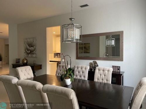 15980 4th St, Hollywood FL  33027-1156 exterior