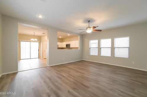 805 111th Dr, Avondale AZ  85323-6852 exterior