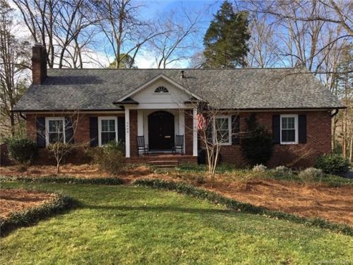 6600 Lancer Dr, Charlotte, NC 28226-7728