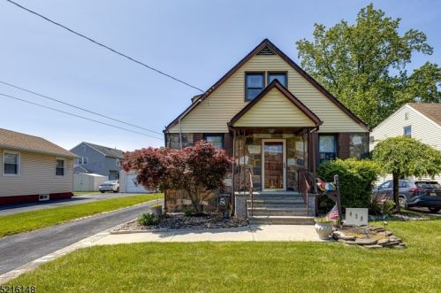 439 Lexington Ave, Cranford, NJ 07016-2737