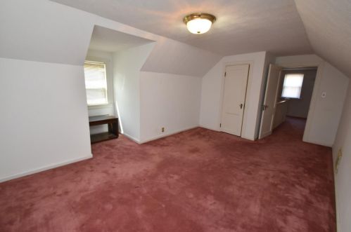 2074 Galbraith Rd, Cincinnati OH  45215-5634 exterior