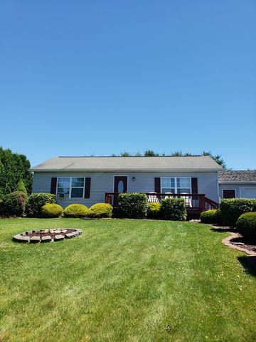 298 Krayn Rd, Windber, PA 15963-8276