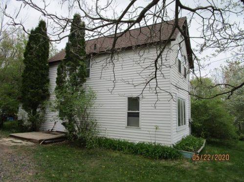 1024 Lincoln St, Spooner, WI 54801-1758