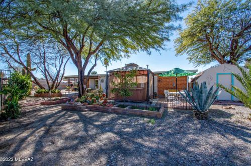 9527 32nd St, Tucson, AZ 85748-8113