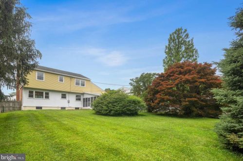 104 Whitekirk Dr, Wilmington, DE 19808-1349