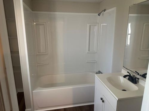 4934 Shadyglen Dr, Lakeland FL  33810-2642 exterior