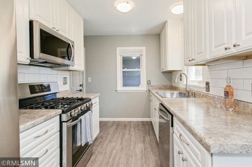 3700 Zane Ave, Minneapolis, MN 55422-1957