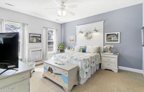 21 Bradford Ct, Beaufort SC  29902-3307 exterior