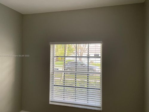 10450 19th St, Hollywood FL  33025-1786 exterior