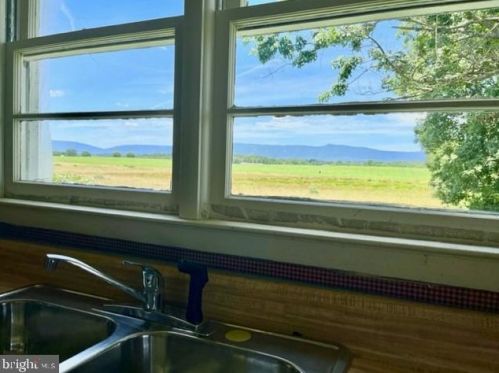 288 Ellis Dr, Richmond National Battlefiel VA  22835-5622 exterior