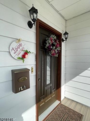12 Jefferson Pl, Paterson NJ  07506-2528 exterior