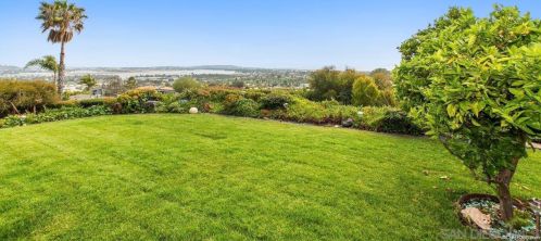 5022 Pacifica Dr, San Diego, CA 92109-1502
