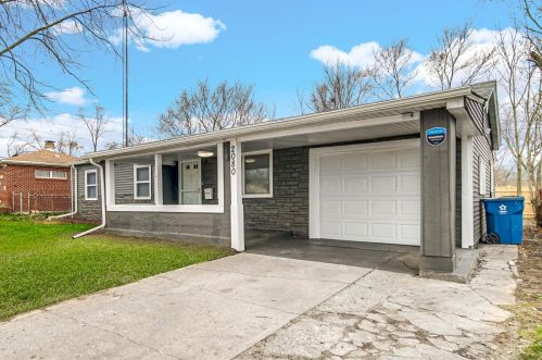 2080 Wright St, Gary, IN 46404-2569