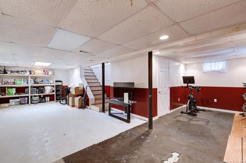 180 Stonecrest Dr, Bristol CT  06010-5321 exterior