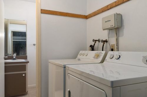 206 Fillmore St, Beverly Hills FL  34465-4059 exterior