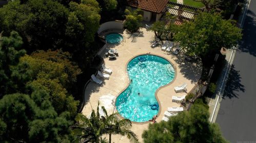 1414 Flair Encinitas Dr, Encinitas CA  92024-2938 exterior