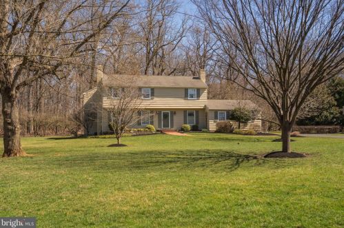 677 Valley Rd, Blue Bell, PA 19422-2050