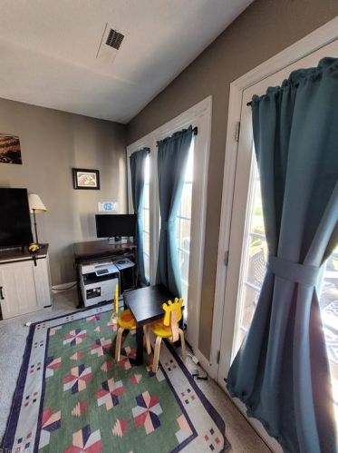 29 Cedar Knoll Dr, Greensboro NC  27407-5837 exterior