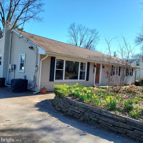 177 Upper Ferry Rd, Trenton NJ  08628-2728 exterior