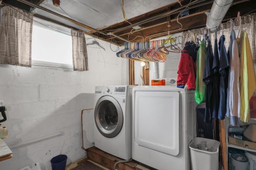 477 Summit St, Marion OH  43302-5229 exterior