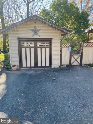 501 Manatawny St, Pottstown, PA 19464-5180