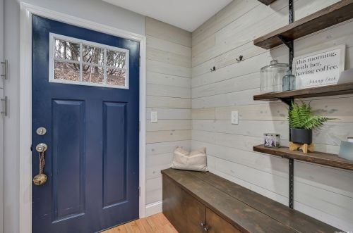 147 Waterside Ave, Northport NY  11768-2154 exterior