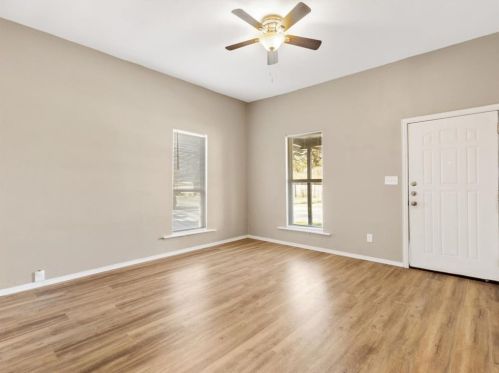 3730 Copeland St, Dallas TX 75210-2122 exterior