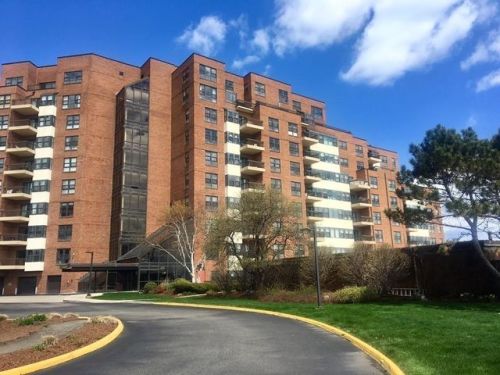 1 Seal Harbor Rd, Winthrop, MA 02152-1049