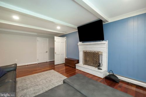 1298 Marshallton Thorndale Rd, Downingtown PA  19335-3754 exterior