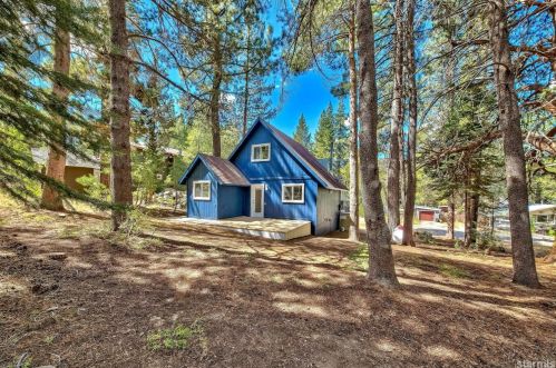 2161 Pinewood Dr, South Lake Tahoe CA  96150-5146 exterior