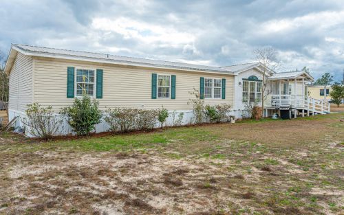 144 Ferreira Ln, Defuniak Springs, FL 32433-0897