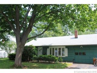 107 Crystal St, Hartford, CT 06109-1510