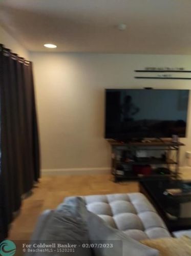 2101 54th Ave, Hollywood FL  33021-3315 exterior