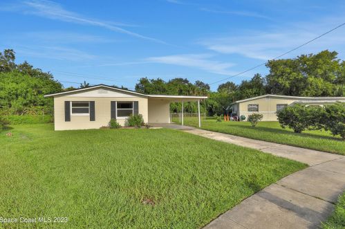 501 Clarke St, Cocoa, FL 32926-4014